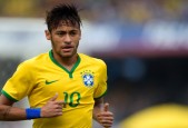 FIFA转播收入-费德勒式优雅与切尔西式困局，当体坛奇闻碰撞豪门挣扎